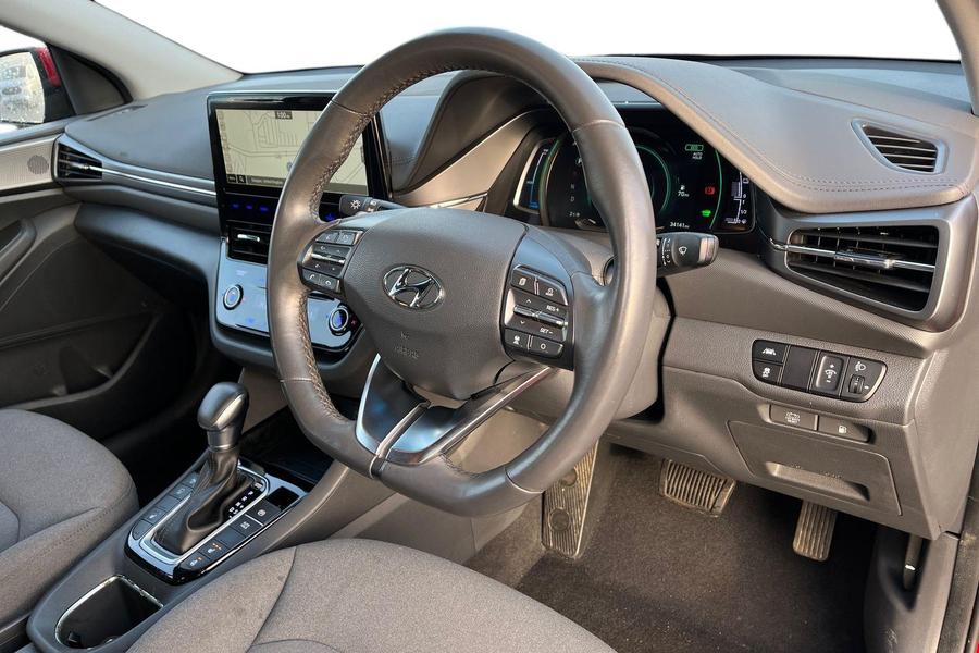 Hyundai IONIQ Photo autoimg-20c061dbec6eb6945e73290eaea4762256ca472e.jpg