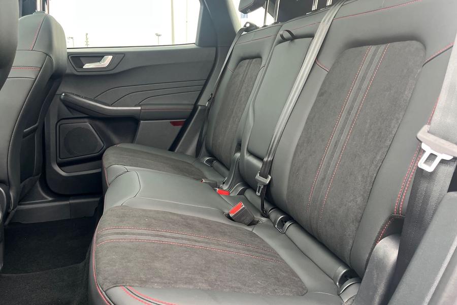 Ford KUGA Photo autoimg-20c55ecae03462b652f192b5ec231bed526bf8b9.jpg