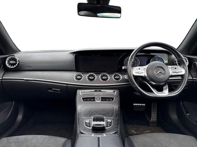 MERCEDES-BENZ E Class Photo 10