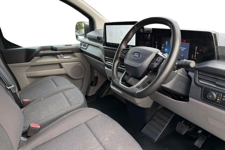 Used Ford TRANSIT CUSTOM WV24YCF 13