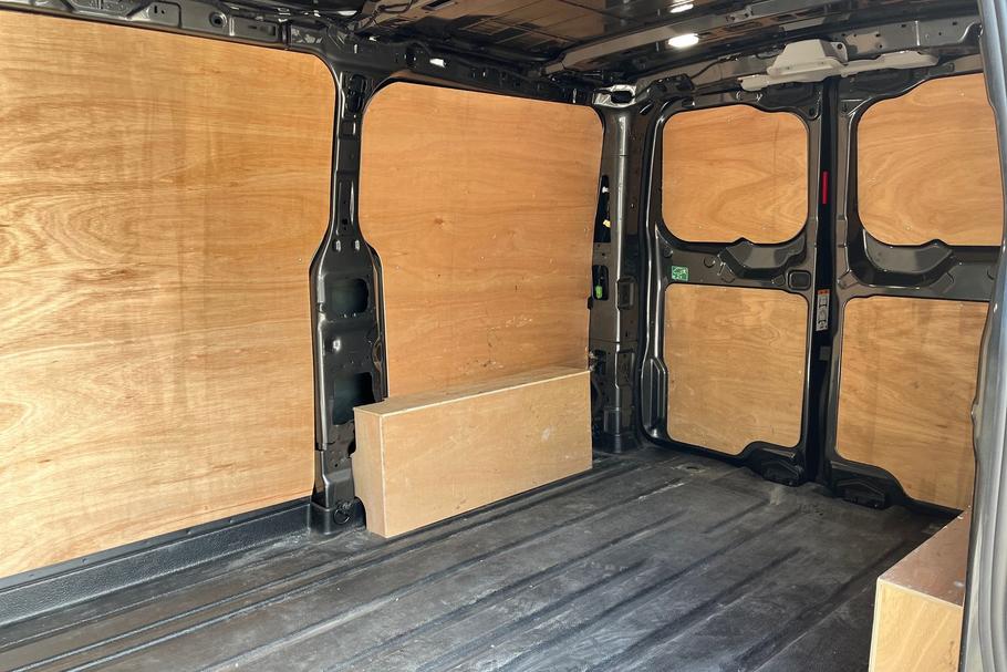 Used Ford TRANSIT CUSTOM WN75AUM 4