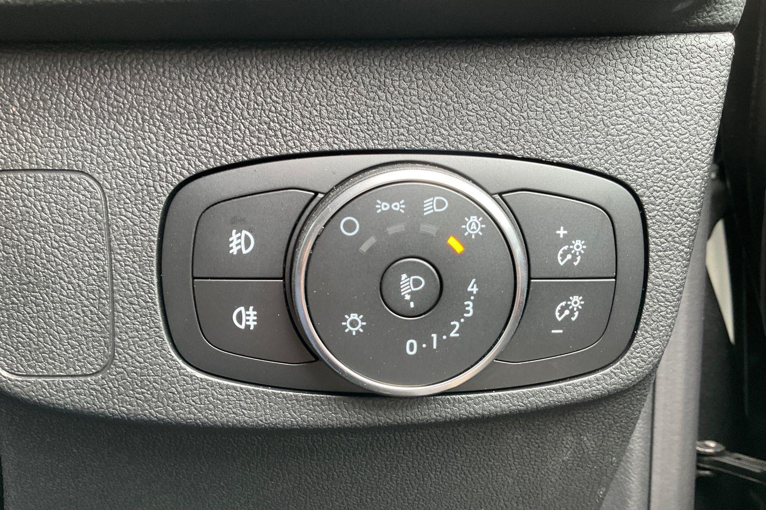 Ford Focus Photo 32
