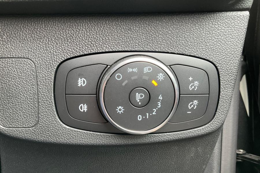 Ford Focus Photo autoimg-20d31c9bd38a281d56f1f57f651c7b490a1f97b5.jpg