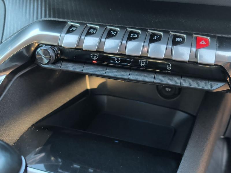 Used Peugeot 5008 NU71DXM 23