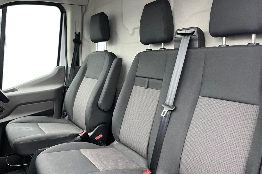 Ford TRANSIT Photo autoimg-20de90dfc121b37f329d0b4ec0f41b46b633dd56.jpg