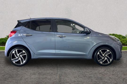 Hyundai i10 Photo autoimg-20e01b30c1c6a6ffce25ce26c17f7d1b79e9228d.jpg