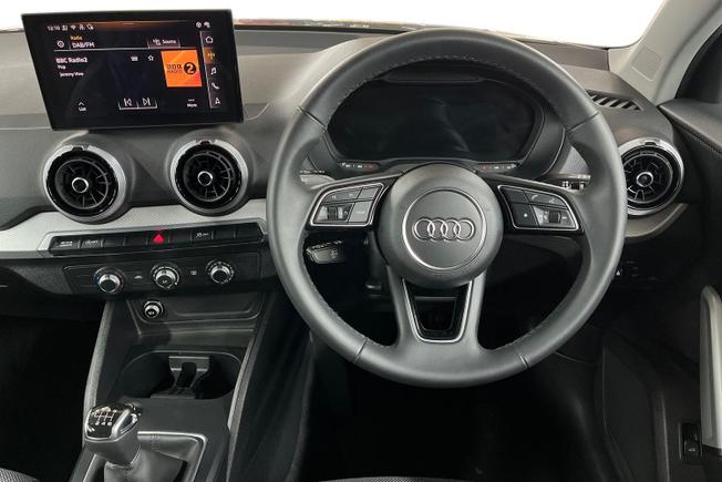 AUDI Q2 Photo 11