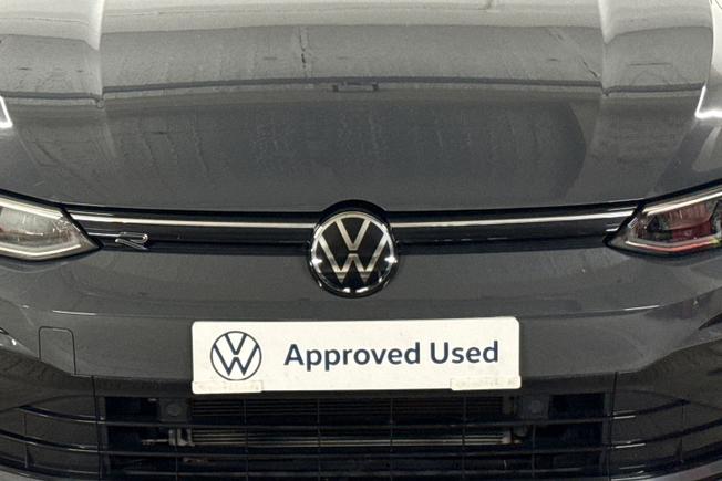 VOLKSWAGEN Golf Photo 29
