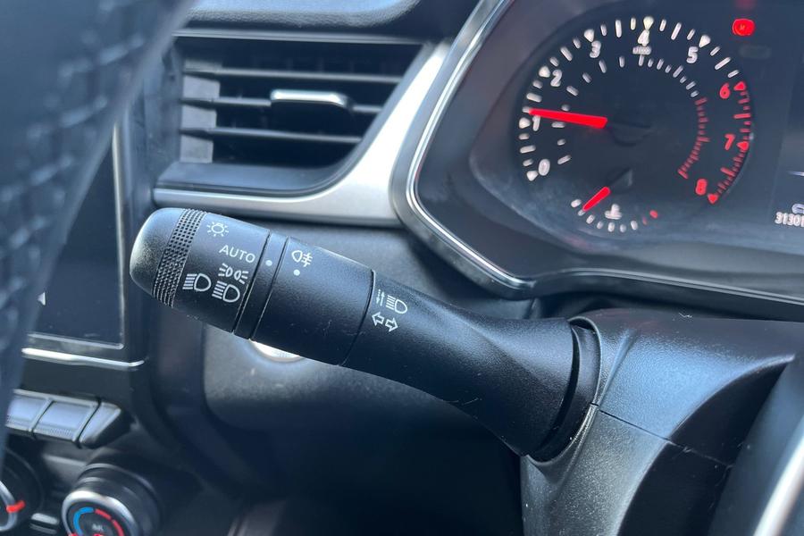 Renault CAPTUR Photo autoimg-20e8e58924eb3fa602b8aa5231e4d24b298daf38.jpg