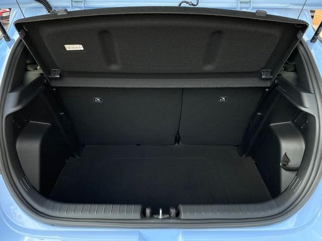 HYUNDAI i20 Photo 12