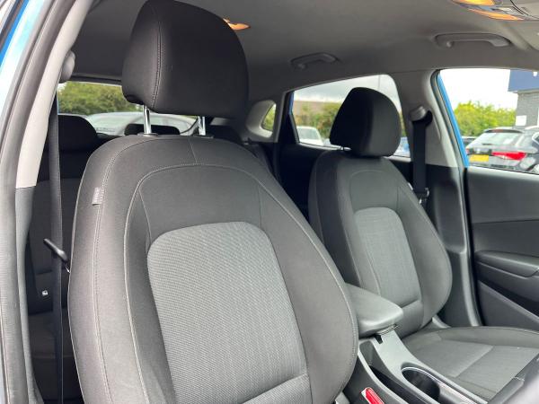 Hyundai KONA Photo autoimg-20ec3efee421b4c0d4f548558dfddbee9d9ffa2b.jpg