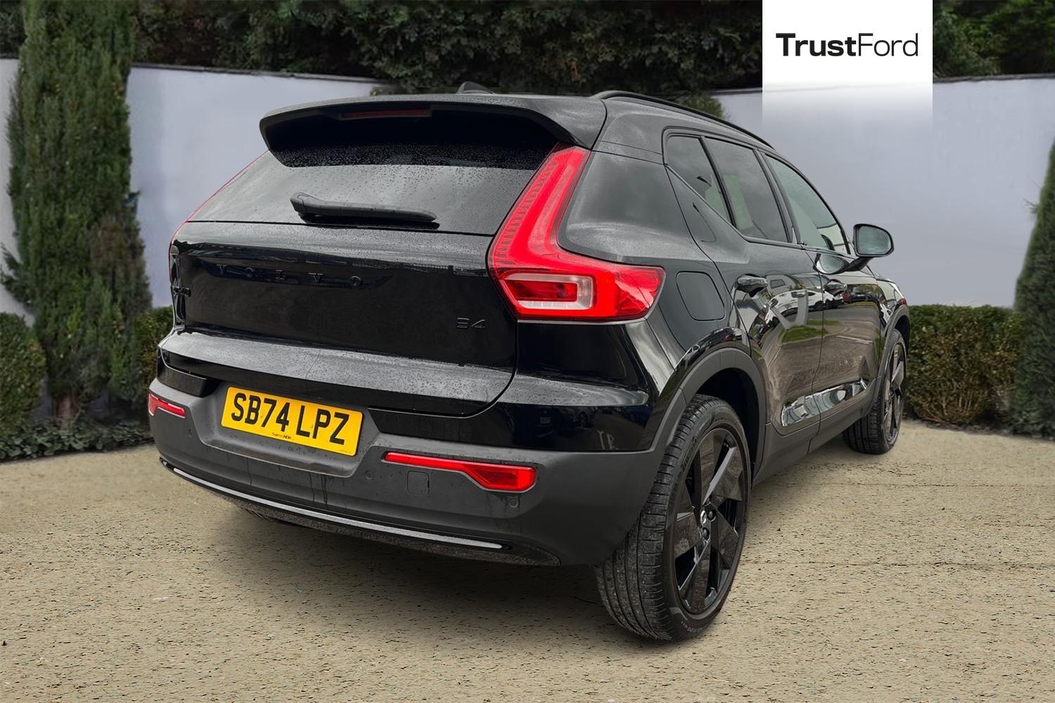 Volvo XC40 Photo 3