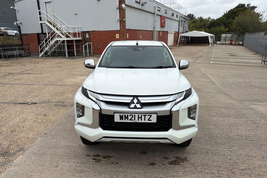 Mitsubishi L200 Photo autoimg-20f037e678a944fd29d9d6803d99595d2aac49d8.jpg
