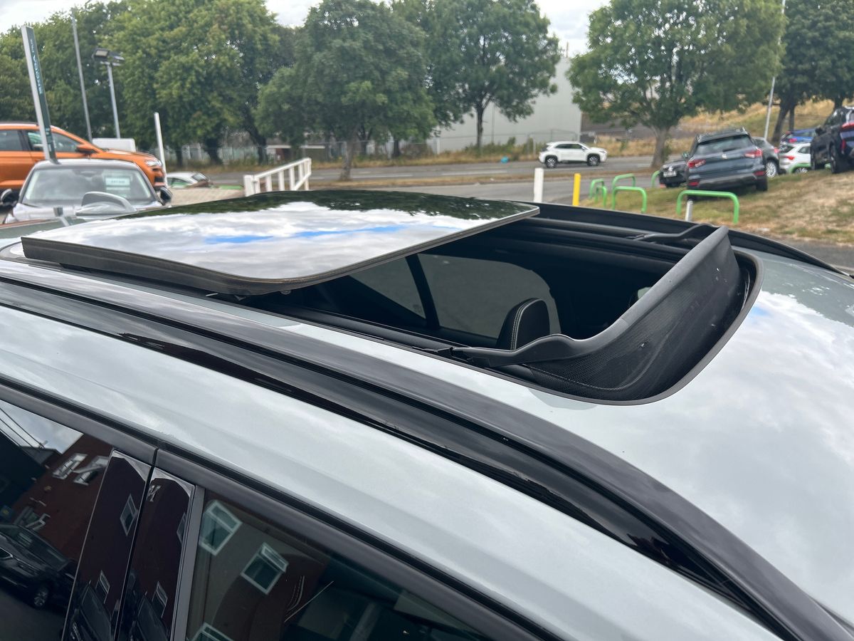 Volvo XC40 Photo 28