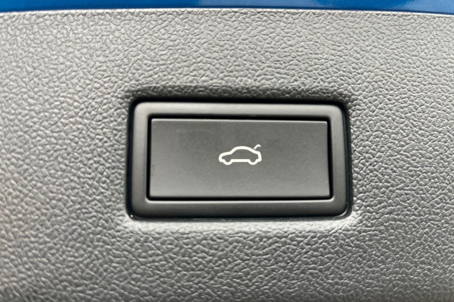 Ford Explorer Photo 38