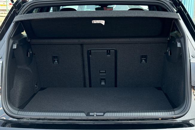 VOLKSWAGEN Golf Photo 12