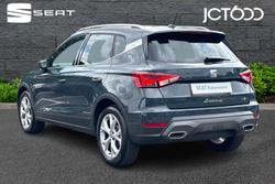 SEAT Arona Photo 3