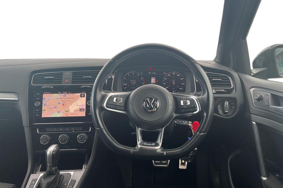 Volkswagen GOLF Photo autoimg-20f6b7e998d6fee39c4d5fb79cb86d471dfe901e.jpg