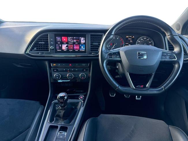 SEAT Leon Photo 10