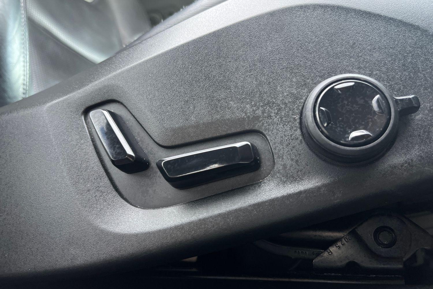 Volvo XC60 Photo 35