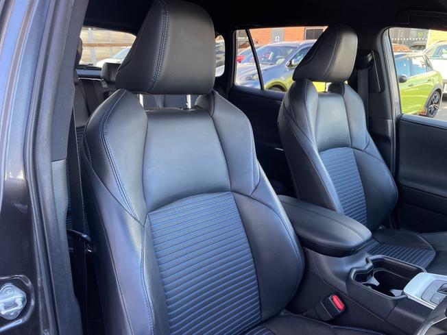 TOYOTA Rav4 Photo 27