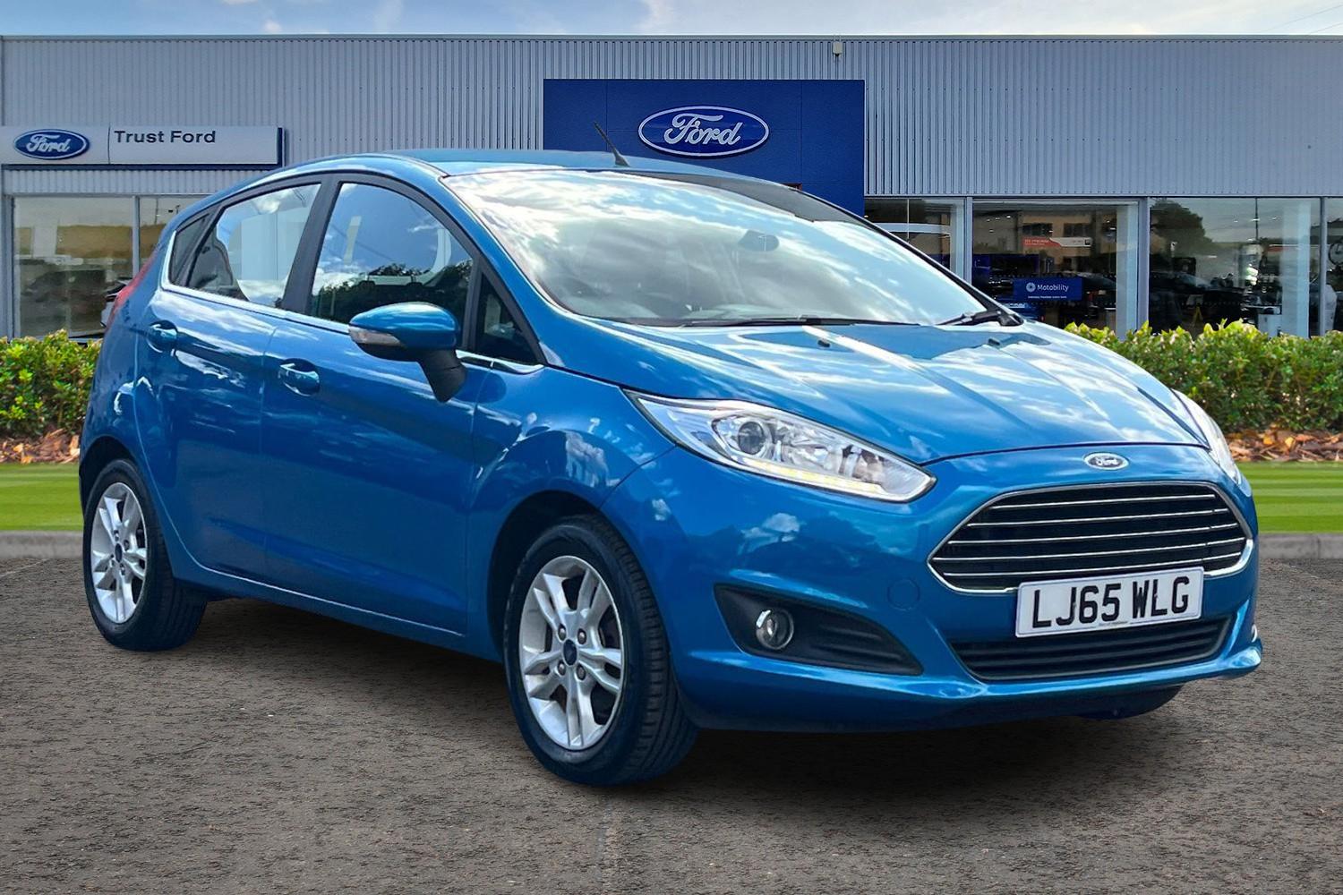 Ford FIESTA Photo 0