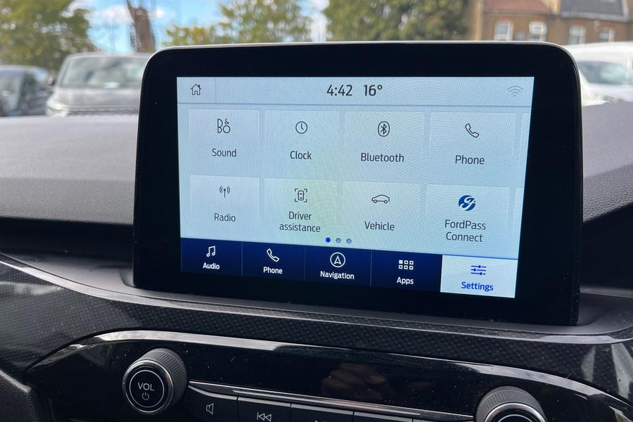 Ford KUGA Photo autoimg-2109d5c9c95ed6a71be81b12df46610d2ad09832.jpg