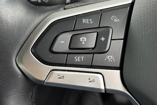 VOLKSWAGEN Polo Photo 16