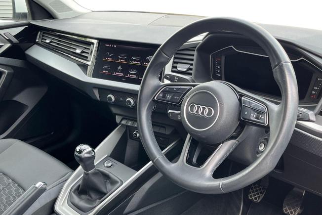 AUDI A1 Photo 6
