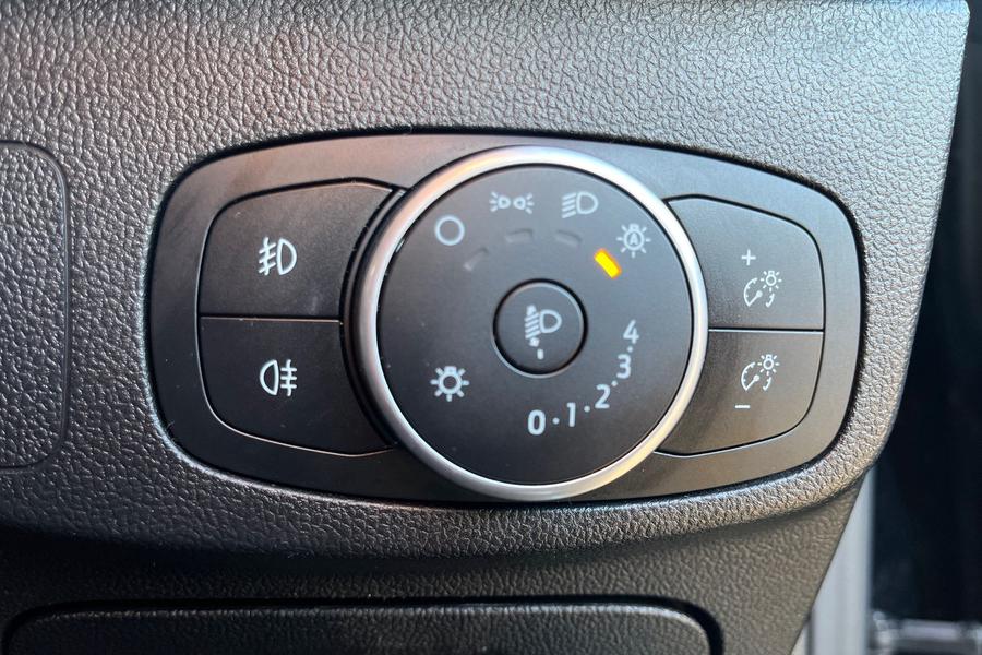 Ford FOCUS Photo autoimg-2115f53f28c93d03c5c2d11c4c244e06a82bb0e0.jpg