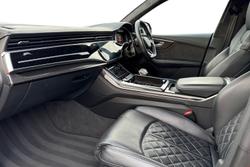 Audi SQ8 Photo 2