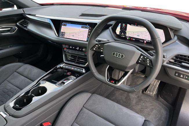 AUDI S e-tron GT Photo 6