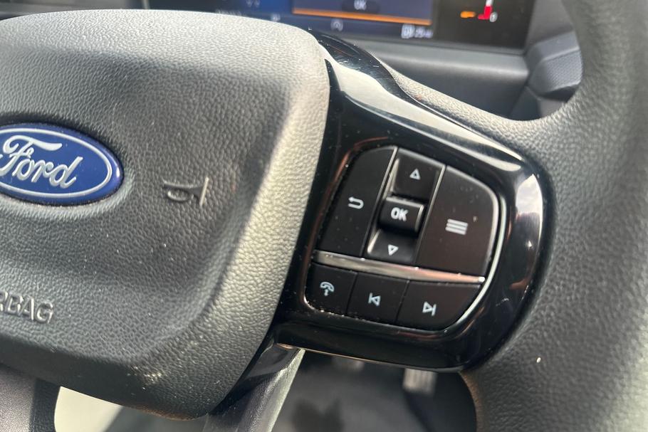 Used FORD TRANSIT CUSTOM HT24EZW 17