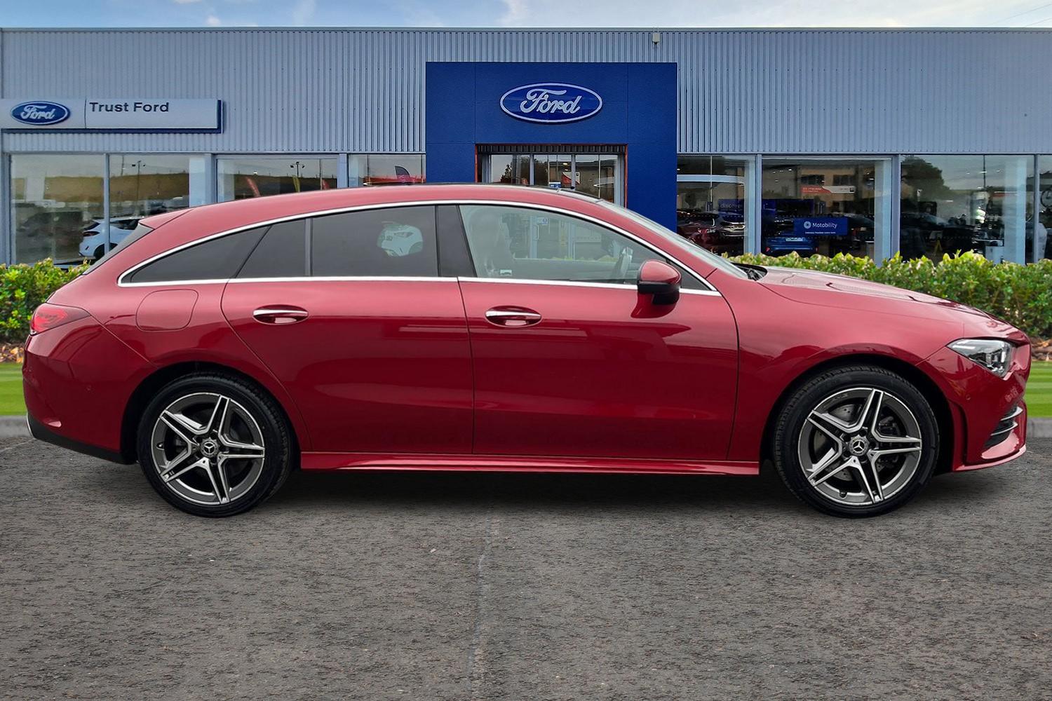 Mercedes-Benz CLA Photo 2