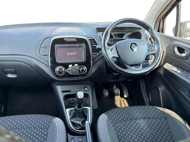 RENAULT Captur Photo 11
