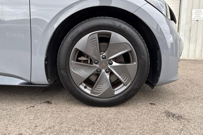 CUPRA Born Photo 5