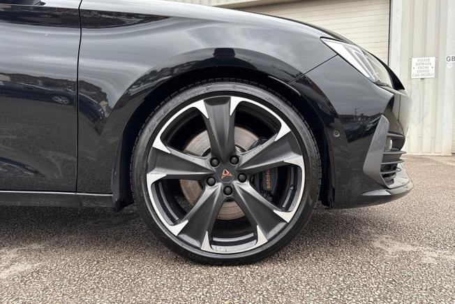 CUPRA Leon Photo 5