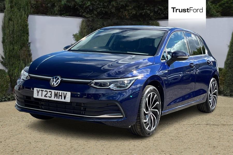 Volkswagen GOLF Photo autoimg-2136a3c794f10bcdffbeb95e534dd01adf8a2e1a.jpg