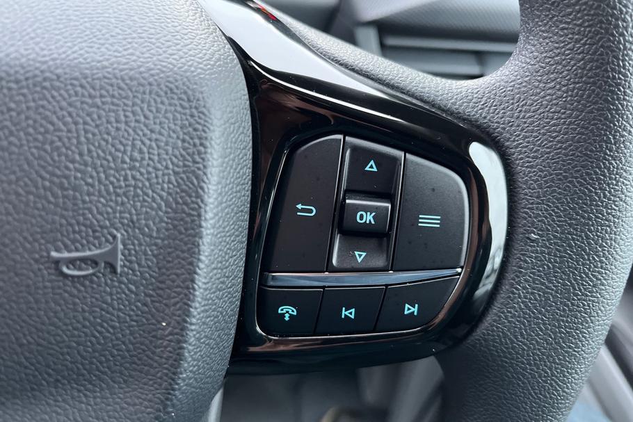 Used Ford TRANSIT CUSTOM YP75HGO 30