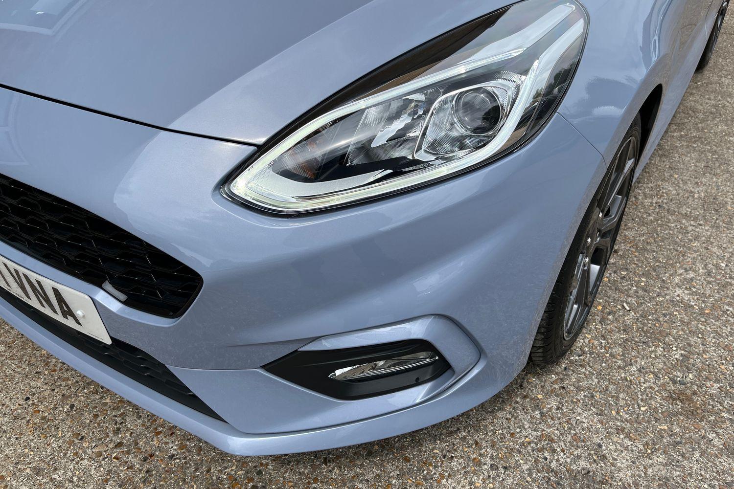 Ford Fiesta Photo 32