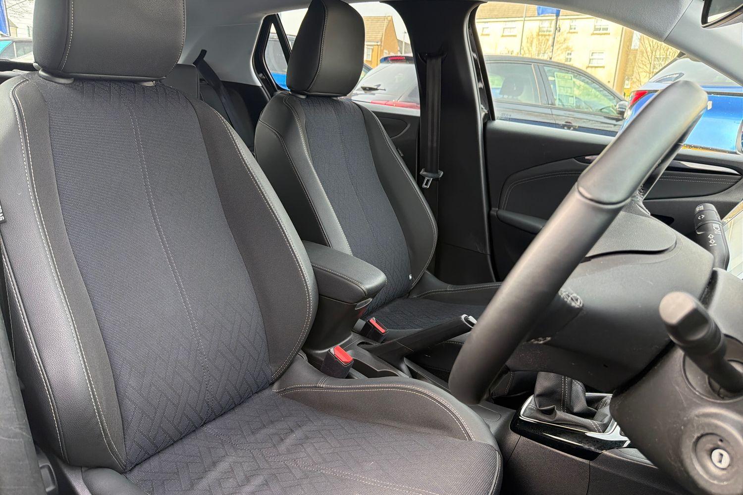 Vauxhall CORSA Photo 16