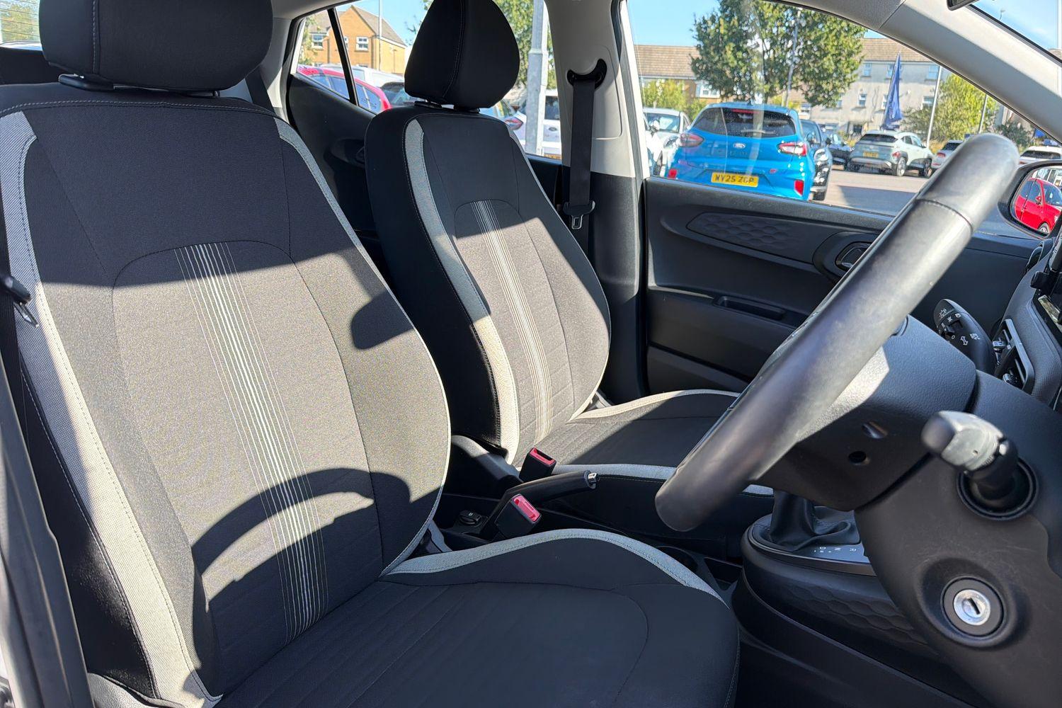 Hyundai I10 Photo 16