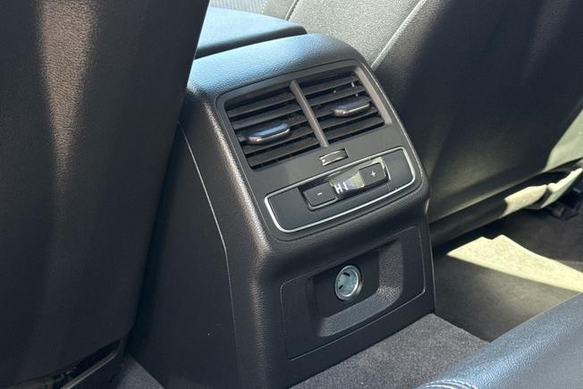 AUDI A4 Avant Photo 24