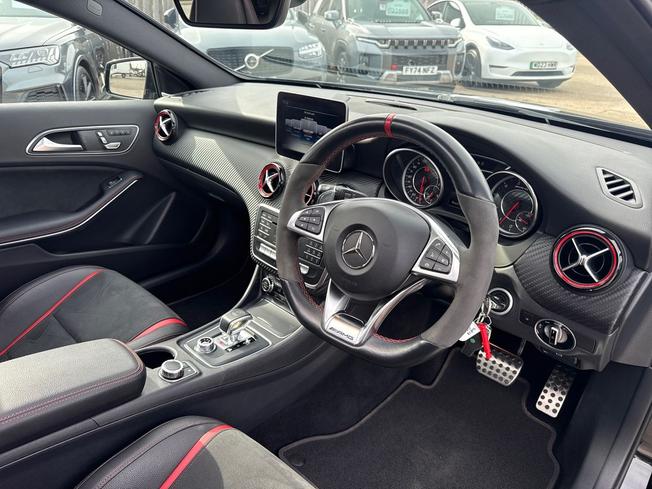 MERCEDES-BENZ A Class Photo 60