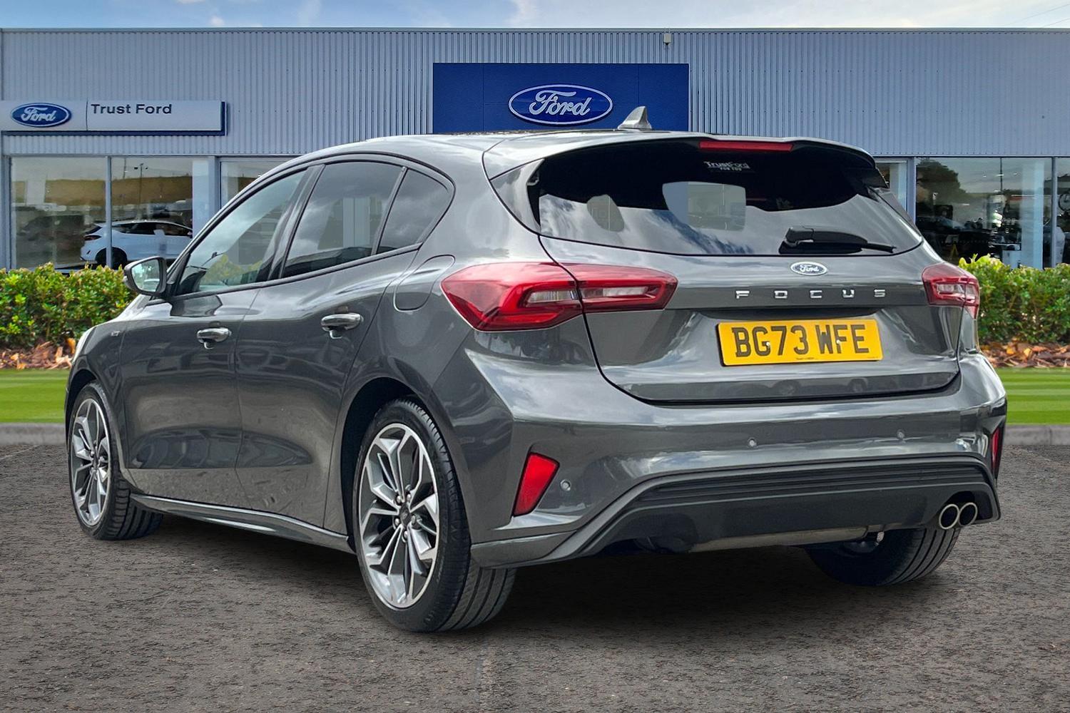 Ford FOCUS Photo 1