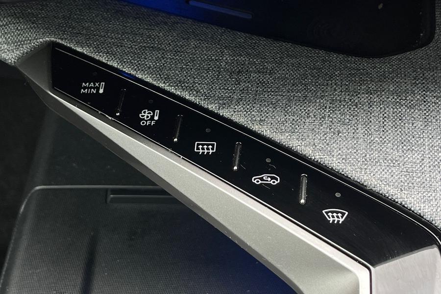 Peugeot 3008 Photo autoimg-2142b2ed72b0c9cf0deb563f35d53ea5870ff495.jpg