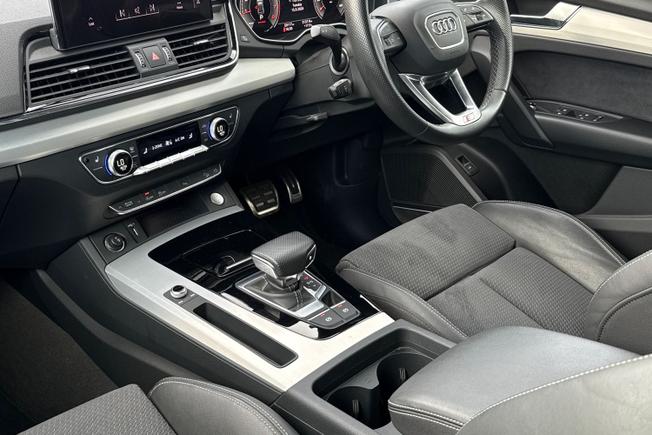 AUDI Q5 Photo 26
