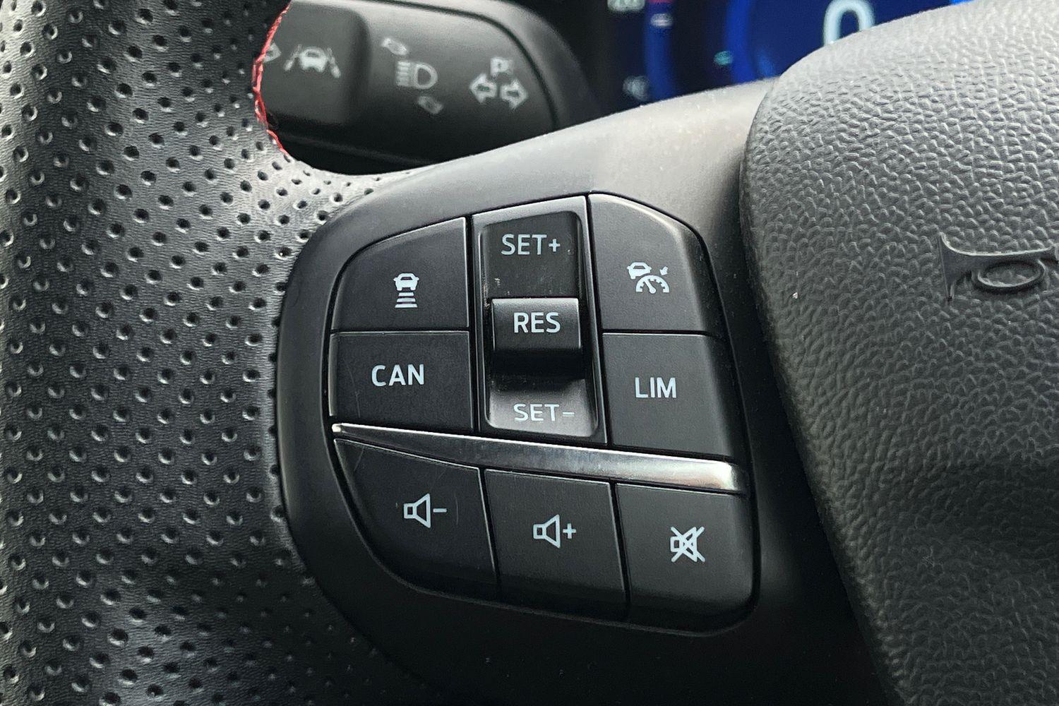 Ford Puma Photo 36