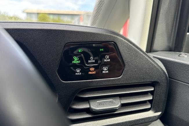 VOLKSWAGEN Caddy Maxi Photo 50