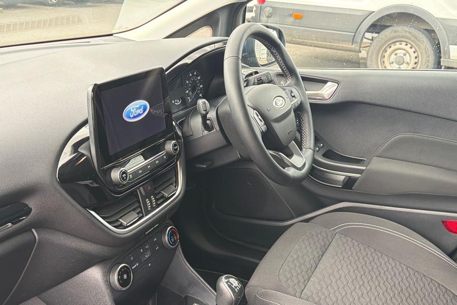 Ford FIESTA Photo autoimg-215436048888f81485a6f67b7c3a0f6ad9566f8a.jpg